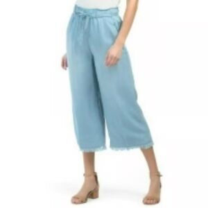 Zac & Rachel M Blue Chambray Lyocell High-Rise Elastic Waist Frayed Hem Pockets